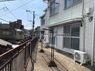 本山アパートの物件外観写真